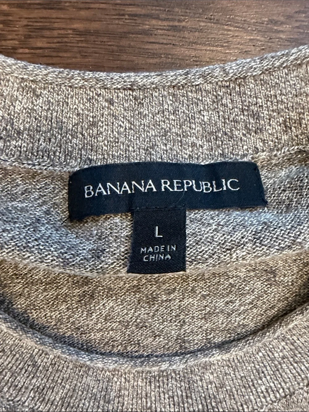 Banana Republic Men's Taupe Crewneck Sweater Size Large - C47-046